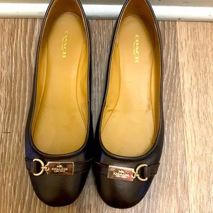 Beautiful coach shoes they are leather and comfy